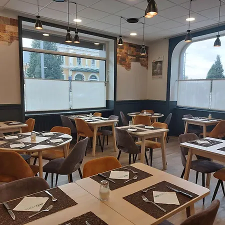 罗阿纳布里特柔尼格兰德酒店 酒店 罗阿纳